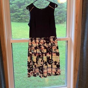 Size 12 Madison Leigh Summer Dress, never worn.
